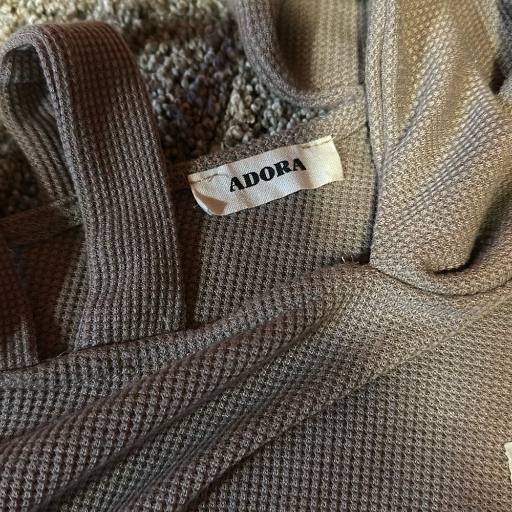 ADORA Long Sleeve Tee - Taupe - Picture 2 of 3